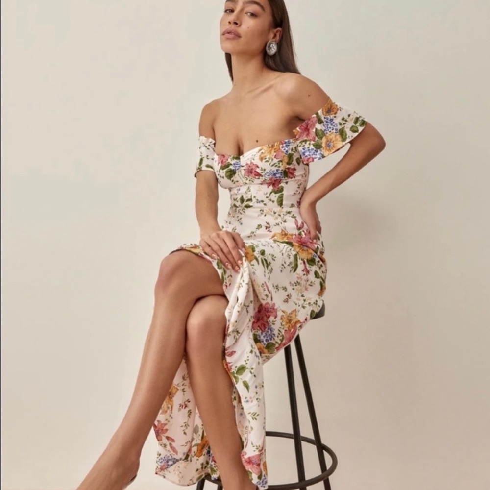 Reformation Butterfly Dress in Marie Antoinette. Size 0